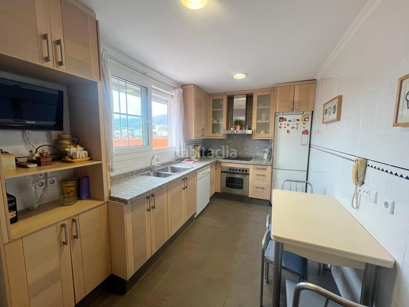 Foto b3772f07-1a60-4eb7-84c8-3c122c06ef5c. Àtic amb aparcament piscina a Los Álamos Torremolinos