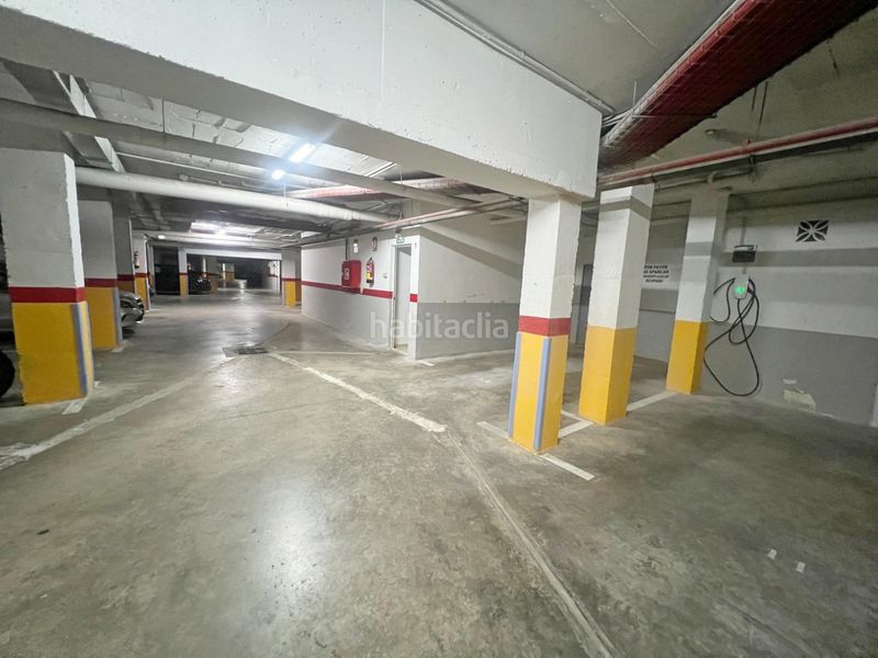 Foto c45e7ee0-d9eb-49ea-baac-499d9105e016. Àtic amb aparcament piscina a Los Álamos Torremolinos