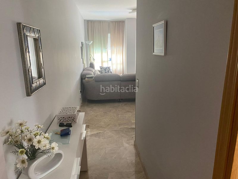 Foto 2d0ce498-22a0-40a9-8e69-e49a291428e8. Pis amb aparcament piscina a Playamar - Benyamina Torremolinos