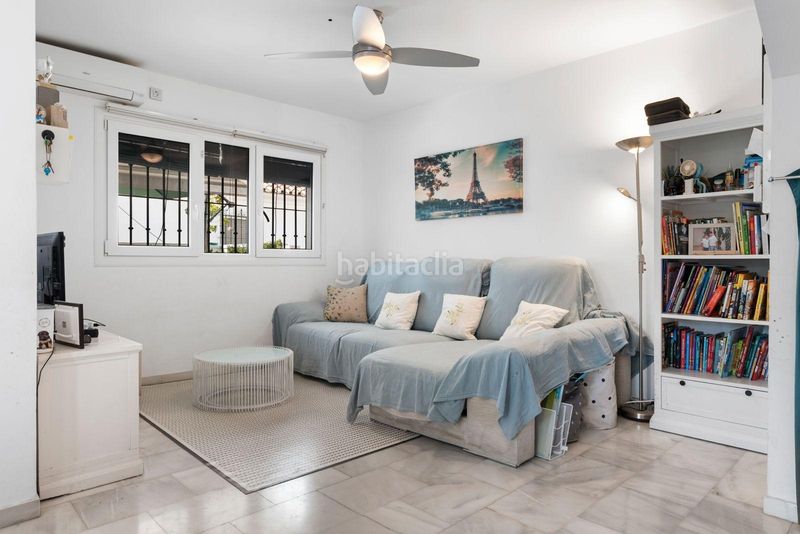 Foto 7c1b6588-4942-46f9-a6a8-31c6e0d3c7ec. Casa adossada amb piscina a Playamar - Benyamina Torremolinos