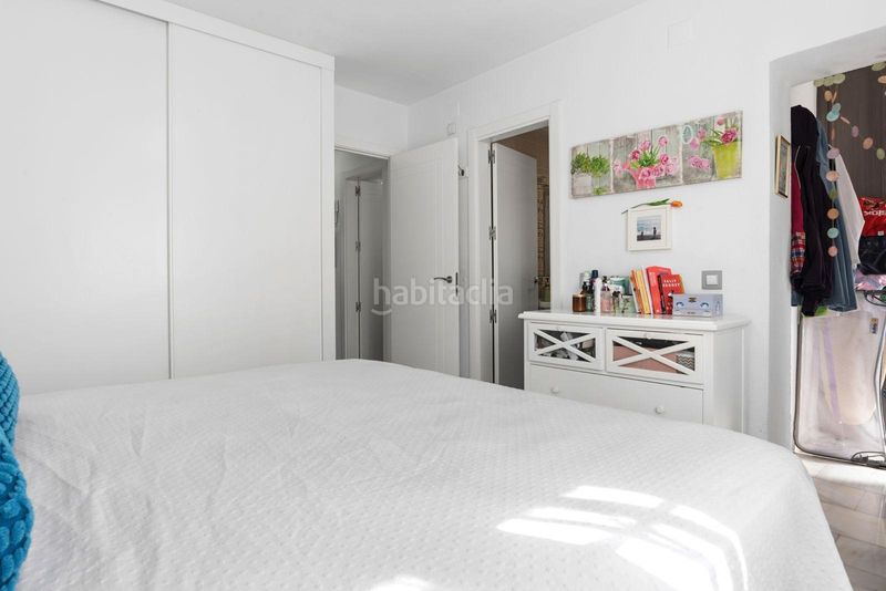 Foto a0eea7fb-ccc1-4336-ad3a-feae8275a0f1. Casa adossada amb piscina a Playamar - Benyamina Torremolinos