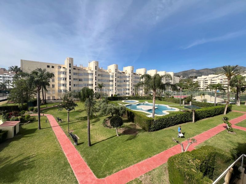 Foto 21631572-d29d-43bf-9afc-d7ce72d44662. Piso en Playamar - Benyamina Torremolinos