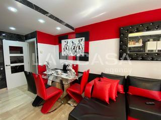Appartement à Fondo. Piso en venta en calle del doctor pagès