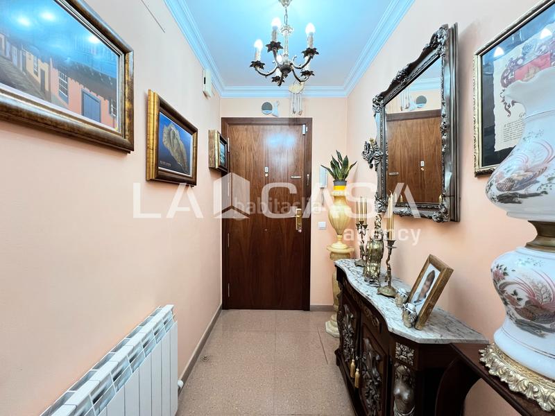 Foto c9586564-b50f-48c0-bd67-e9b738319415. Appartement dans Progrés - Pep Ventura Badalona