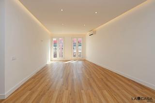 Flat in St. Pere - Sta. Caterina - El Born