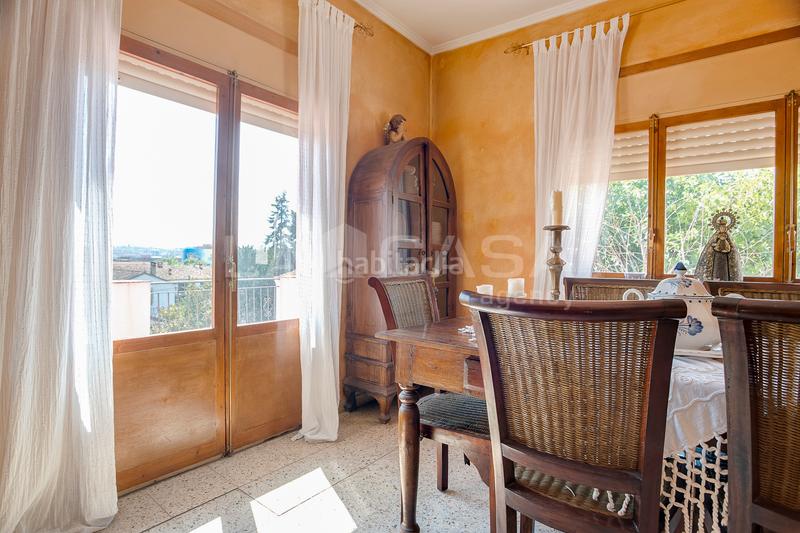 Foto 350bf422-bbd2-4365-a229-6ff1341fd5e6. Casa con riscaldamento parcheggio in Canovelles