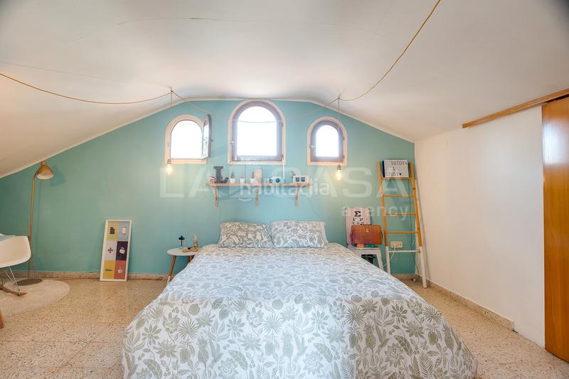 Foto 4b1b2cb3-9376-46ed-a07b-08c0ea714142. Casa con riscaldamento parcheggio in Canovelles