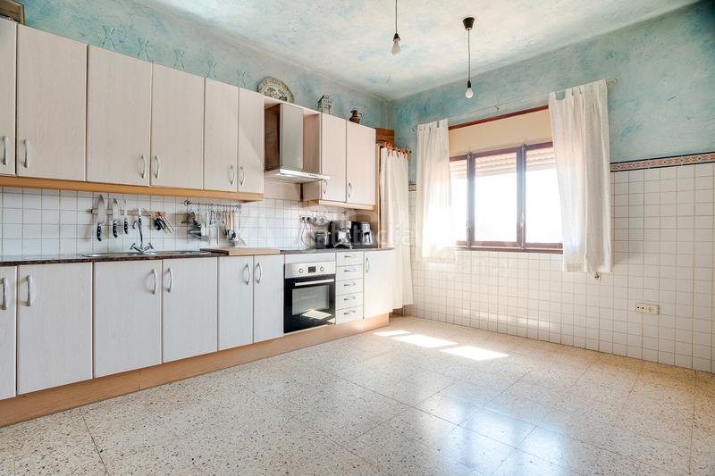 Foto 4b6d237b-1624-4b71-8396-5af0899732ab. Casa con riscaldamento parcheggio in Canovelles