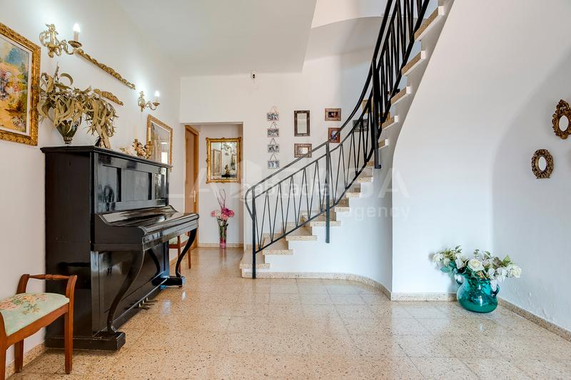 Foto 729c05c2-8c25-404e-b4a3-9b85d1752c93. Casa con riscaldamento parcheggio in Canovelles