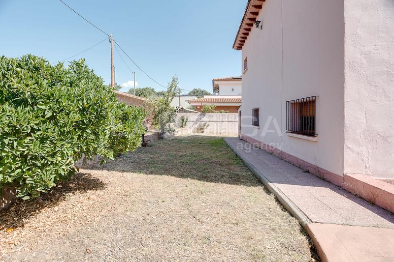 Foto a82e090e-8690-4663-90a1-845e5b05aee7. Casa con riscaldamento parcheggio in Canovelles