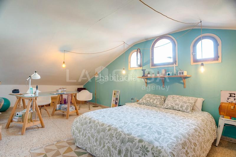 Foto cae897a8-2a8e-4b2f-86ab-c7198142cbfa. Casa con riscaldamento parcheggio in Canovelles