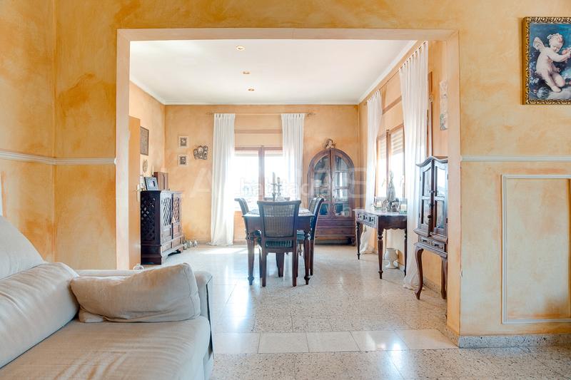 Foto d2186c3d-9f0b-4280-849d-fe6569a82179. Casa con riscaldamento parcheggio in Canovelles