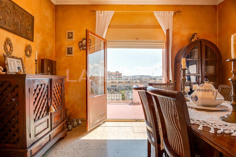 Foto eac4ca0a-deb7-41b3-b7ab-354bc8168c16. Casa con riscaldamento parcheggio in Canovelles