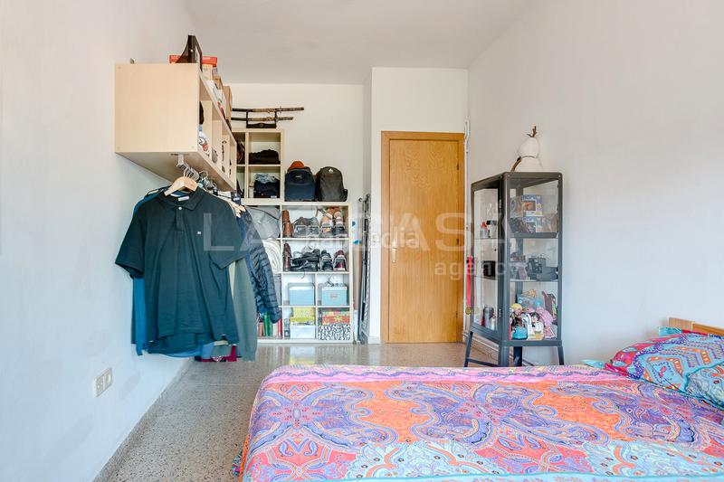 Foto efb69a27-e728-4444-bc07-d22ac798c6bf. Casa con riscaldamento parcheggio in Canovelles