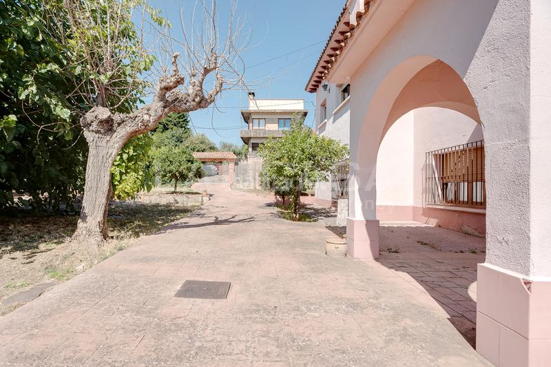 Foto f1351581-c4c3-4471-880e-bc68464bf5f8. Casa con riscaldamento parcheggio in Canovelles