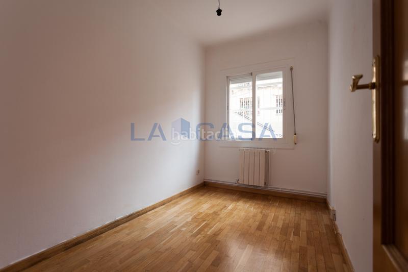 Foto ee287c40-e206-48a2-9643-1f12542fced0. Pis a Carmel Barcelona