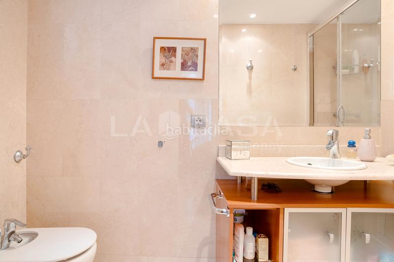 Foto e1f26ee1-5f4a-445d-98a4-f43682420681. Dachwohnung mit heizung in El Clot Barcelona