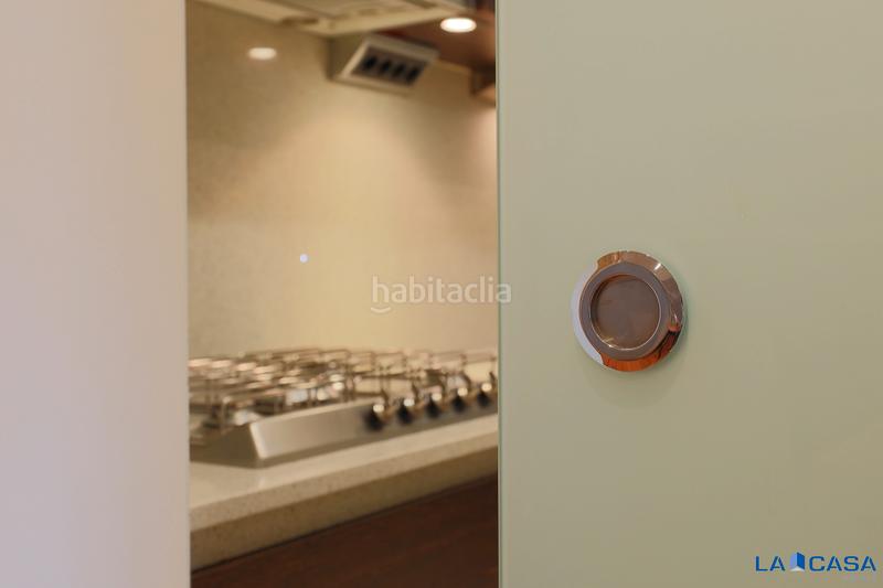 Foto b005e23d-0347-4c0e-afe5-bb09b71f5dad. Etagenwohnung mit parking in La Bordeta Barcelona