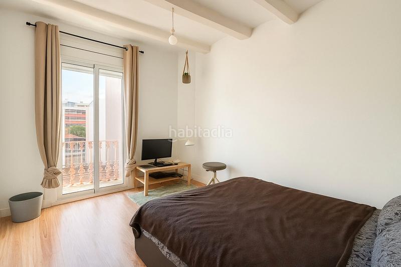 Foto ea2df3f1-58b6-4396-b549-80fc1a9ca0fd. Appartement avec chauffage dans El Camp de l´Arpa del Clot Barcelona
