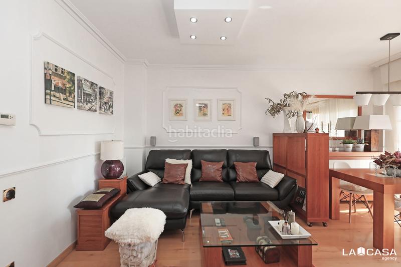 Foto 339e9404-a6f7-4af1-a3d7-8e29e454f842. Flat with heating parking in La Plana Esplugues de Llobregat