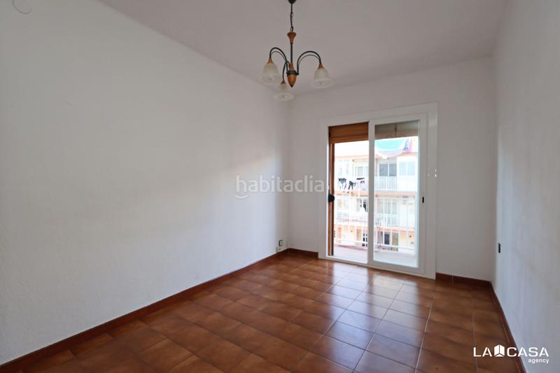 Foto 1bf6042d-0a82-4c26-ad17-487dd6ab7f91. Piso en Santa Eulàlia Hospitalet de Llobregat (L´)