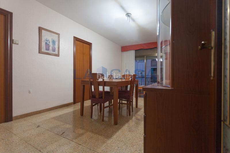 Foto f68073b1-ee35-4d19-a8c0-dd02d0bb8abb. Flat in Les Planes Hospitalet de Llobregat (L´)