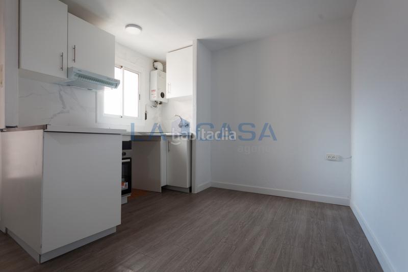 Foto a50bca9a-4ee0-4002-97e4-4486011583b1. Piso en La Florida Hospitalet de Llobregat (L´)