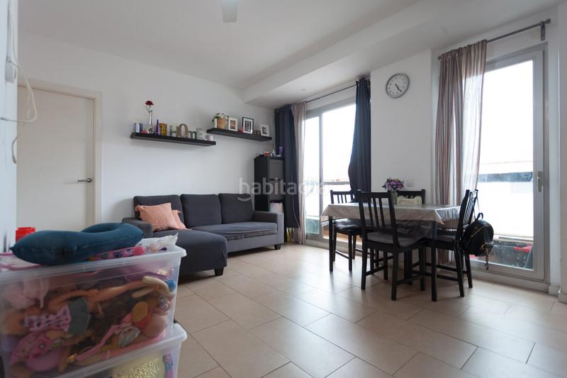 Foto d8910a81-d126-4255-844d-03e0da9e4a8d. Zweistöckige wohnung in Ca n'Anglada Terrassa