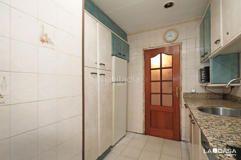 Foto fee7bba2-35b9-4ae9-9f4a-12723950a4a5. Piso en Santa Eulàlia Hospitalet de Llobregat (L´)