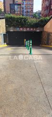 Car parking in Llefià