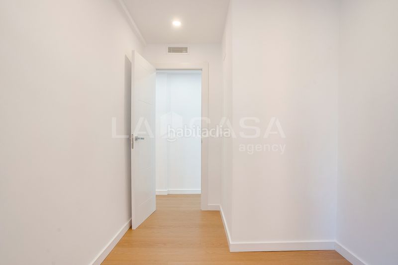 Foto b807a867-888a-43a0-a6c5-d0bb47d0001b. Pis amb calefacció a Sant Martí de Provençals Barcelona