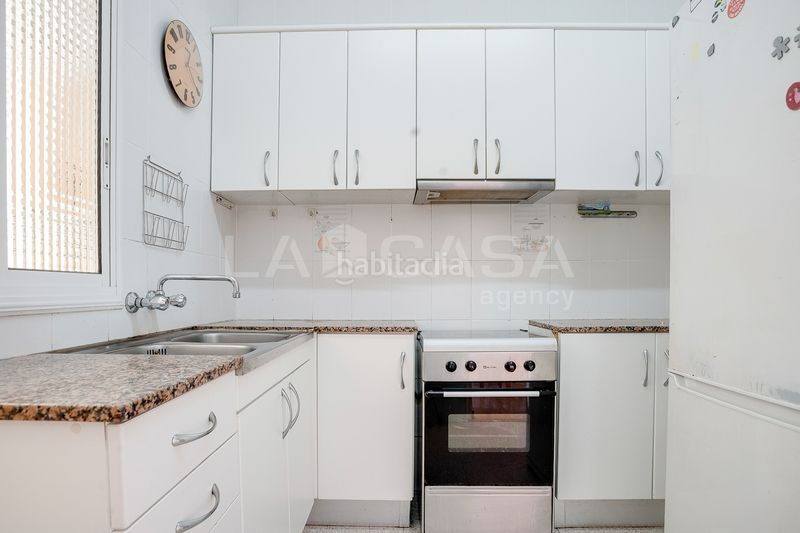 Foto a9bad3b7-63d9-4c3f-9957-c4d353f56e02. Pis a Provençals del Poblenou Barcelona