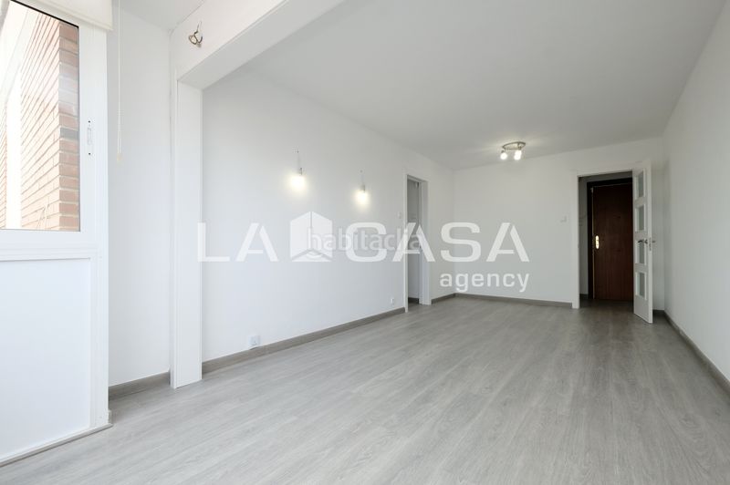 Foto cafd62c1-ab28-4653-b63e-93bc493c5359. Pis amb calefacció a Porta Barcelona