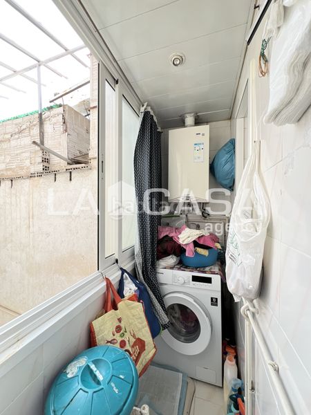 Foto 04b347d3-8594-4330-8675-05f58ec43993. Àtic amb calefacció a Prosperitat Barcelona