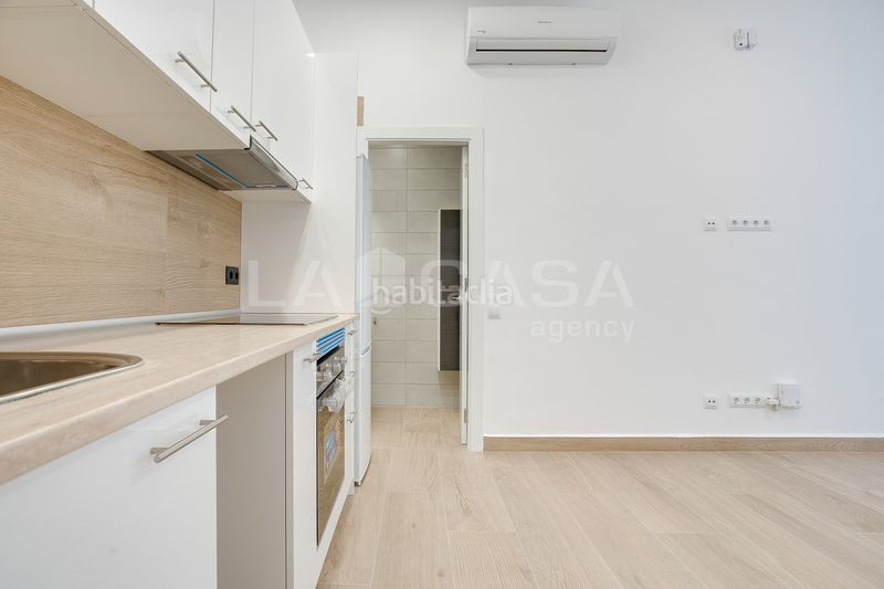 Foto abd1b1b5-b53a-4408-9c76-652f78f1b7d4. Planta baja en El Camp d´en Grassot i Gràcia Nova Barcelona
