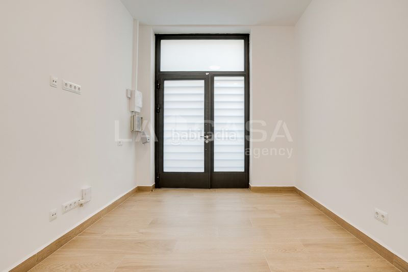 Foto ce622ea7-f9c3-40a4-bf35-1d3ca92f7252. Planta baja en El Camp d´en Grassot i Gràcia Nova Barcelona