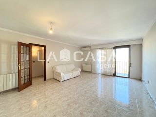 Piso en Llefià