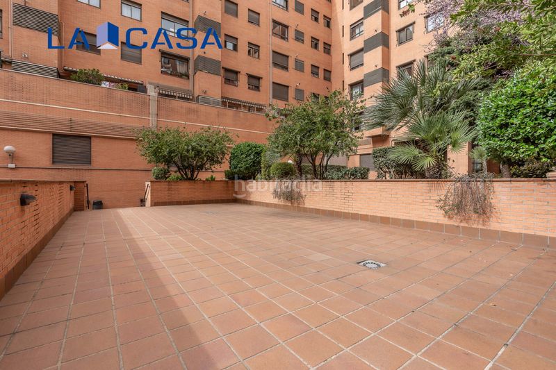 Foto de674da4-9223-4022-b833-f0b0daa0c507. Pis amb calefacció aparcament piscina a Delicias Madrid
