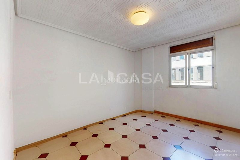 Foto 4caf54fa-b28f-498f-a4f5-ad35a0987dbf. Pis a Malva Rosa Valencia