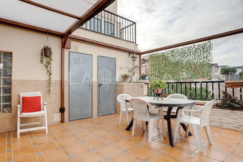 Foto 0821f321-c4d4-466a-a93e-0ae189ce7578. Casa amb calefacció a La Font d´en Fargues Barcelona