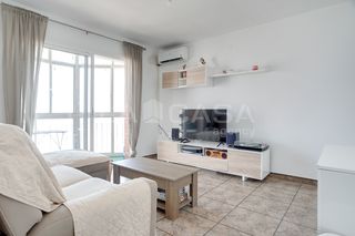 Etagenwohnung in La Gavarra