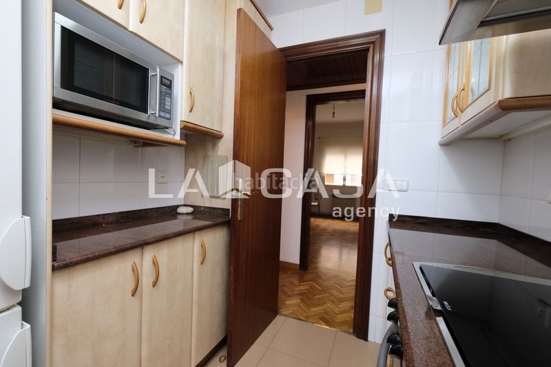 Foto e4e5f584-ecb8-4c62-ba0b-fbeb6d09231a. Pis a Turó de la Peira Barcelona