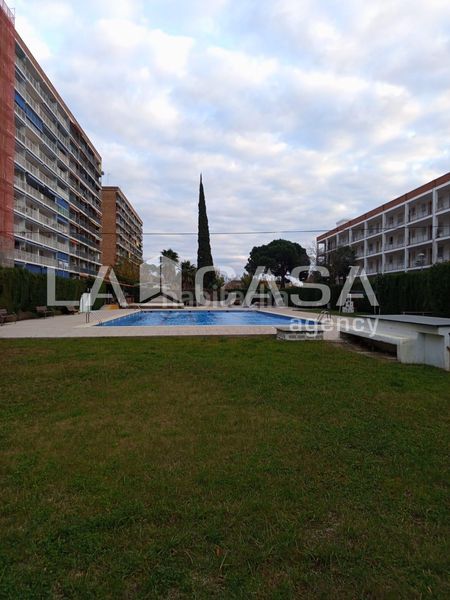 Foto 98c2b311-82f2-42a7-85b2-9aabdfbfc4ae. Etagenwohnung mit pool in Santa Susanna