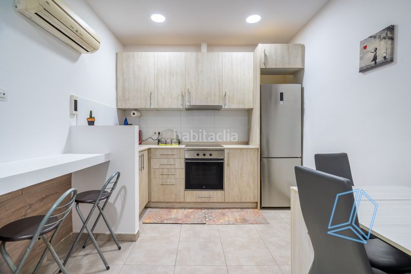Foto dc883d73-cff0-4c36-8c78-7a1a1103e06b. Loft a Riera Cornellà de Llobregat