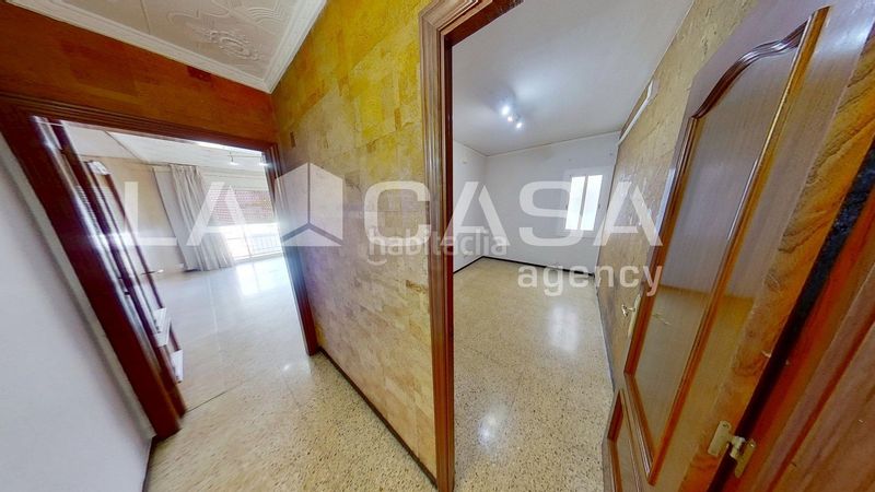 Foto 518b7510-3ea4-4b76-8fa6-0dc4a1d03f60. Pis a El Clot Barcelona