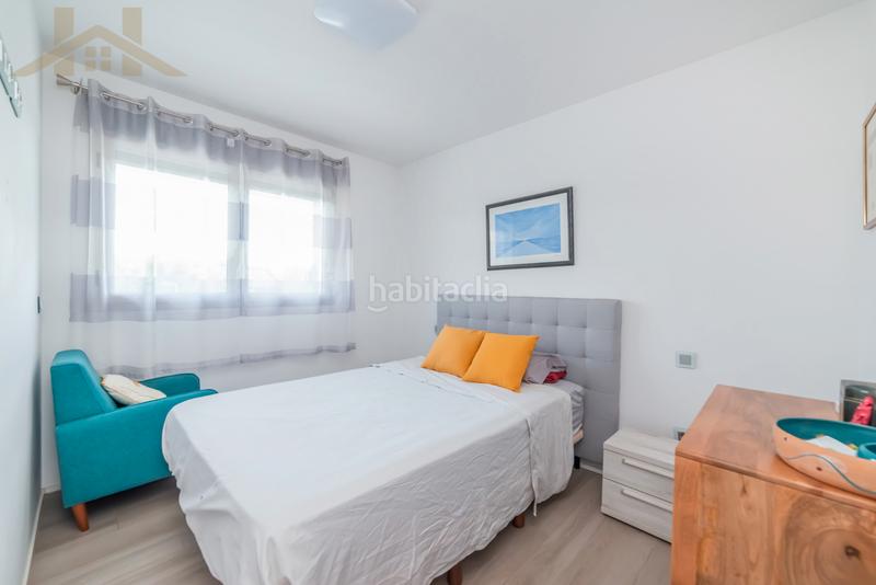 Foto e5bfb996-d248-4b88-adf4-8fe1e7b8dfa0. Casa a schiera con camino riscaldamento parcheggio piscina in Tres Cantos