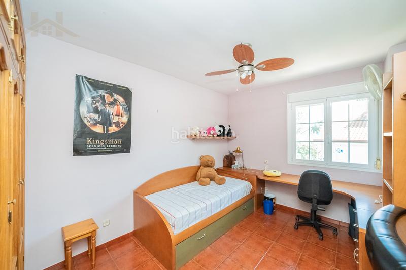 Foto 08efb317-b648-46b7-b79f-4a6f83dcce67. Chalet avec cheminée chauffage parking piscine dans Tres Cantos