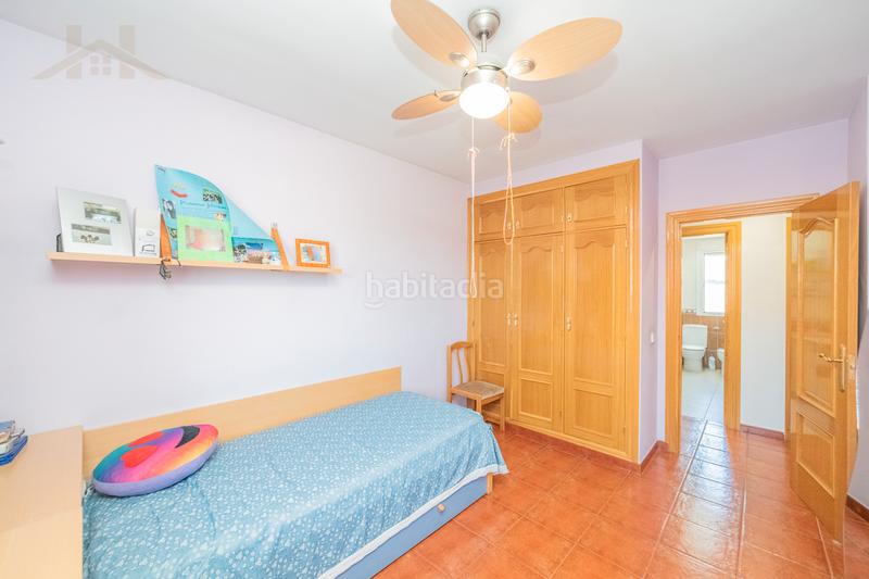 Foto 8aa5ba7f-8121-4785-89e7-60c6b4430792. Chalet avec cheminée chauffage parking piscine dans Tres Cantos