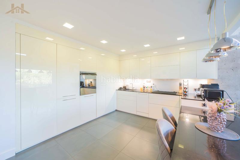 Foto b94304e4-0b5b-44f4-8341-018d0ed3758f. Loft mit heizung parking pool in Zona Industrial Tres Cantos