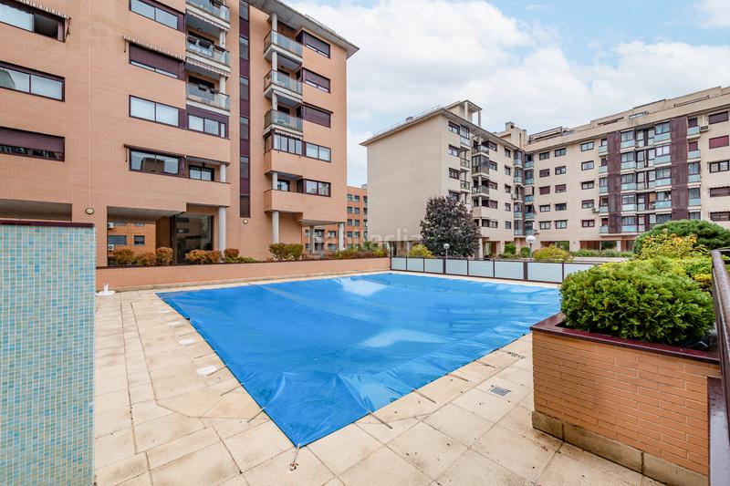 Foto 4c362ffc-c2c6-473b-84d6-03fa113bf920. Etagenwohnung mit heizung parking pool in primera fase-nuevo Tres Cantos Tres Cantos